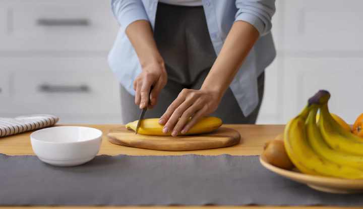 바나나 차: 영양, 이점 및 조리법
