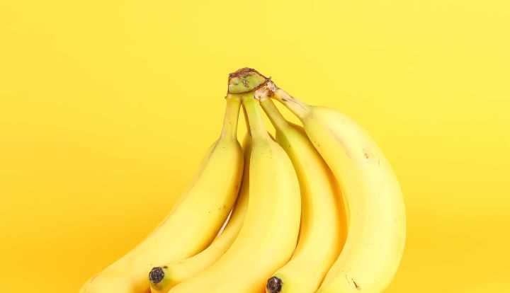 Bananas: Nutrition facts, vitamins, and health benefits