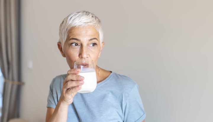 Коли найкраще пити молоко?