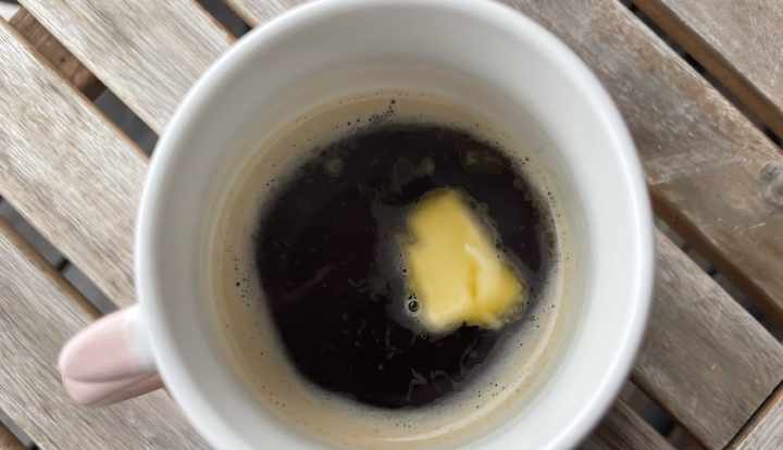 Kawa z masłem
