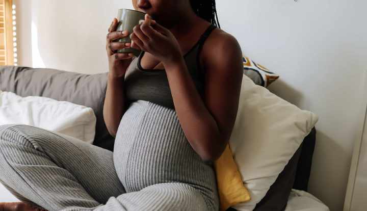 Kawa bezkofeinowa w ciąży