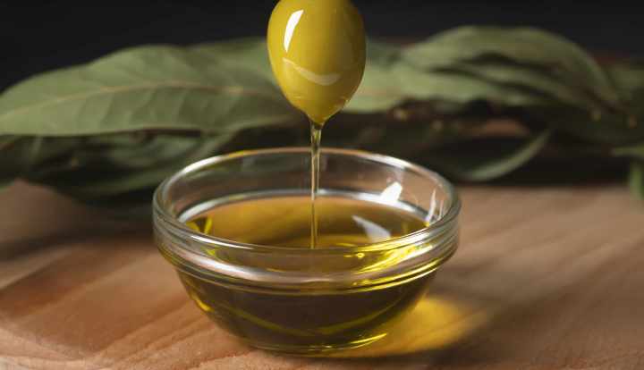 Does drinking olive oil have any benefits?