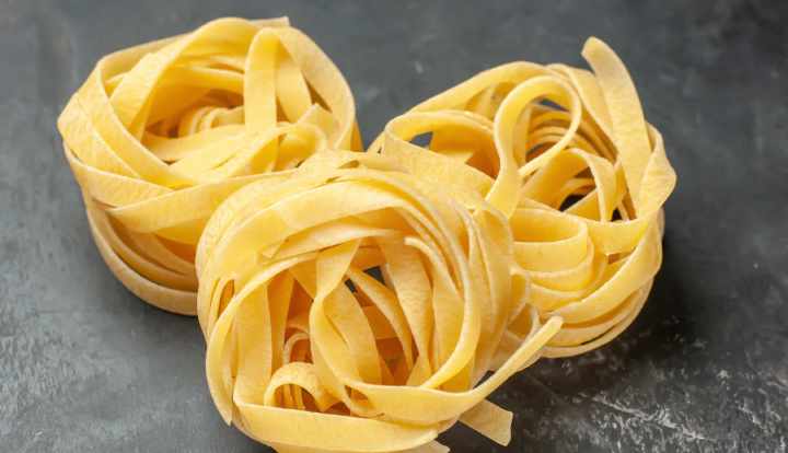 Are egg noodles healthy? Benefits & downsides