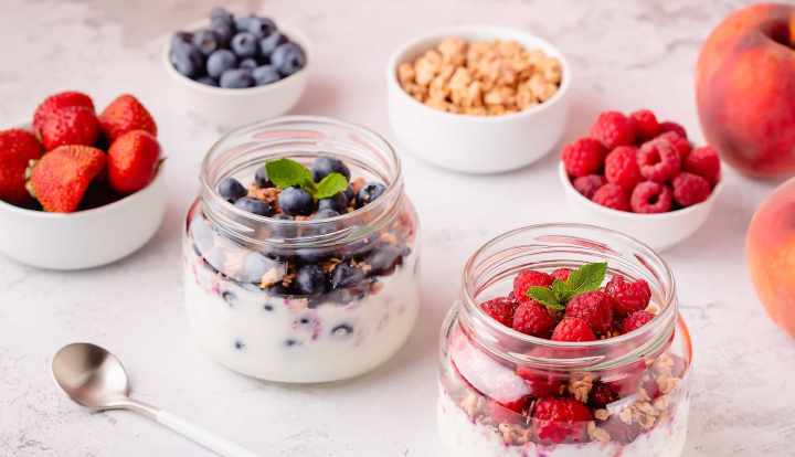 Græsk yoghurt vs. almindelig yoghurt