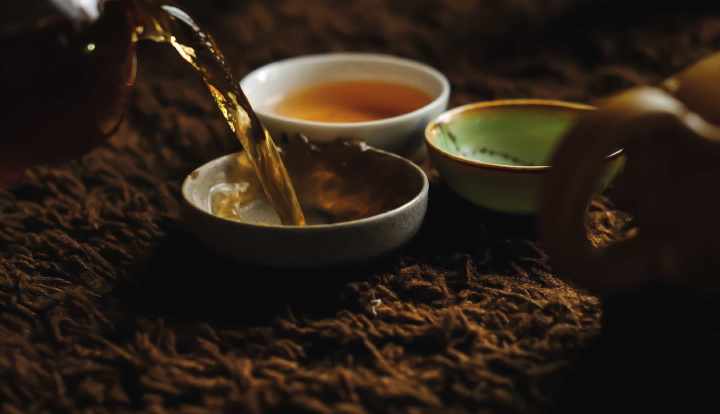 Çaji jeshil kundër çajit të zi