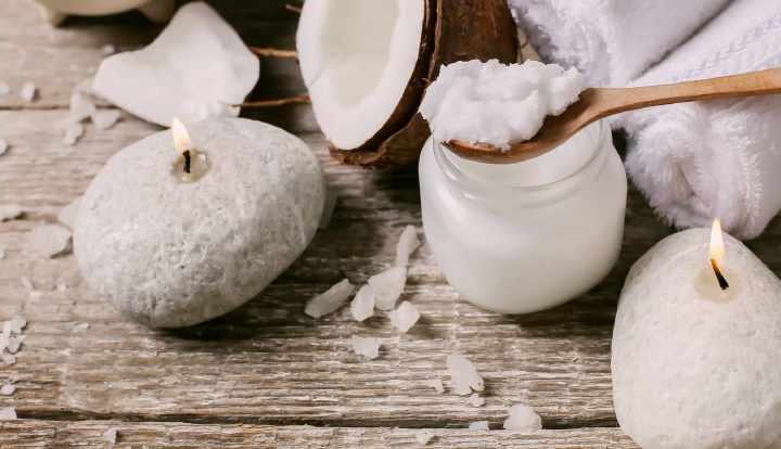 6 benefits of oil pulling, and how to do it