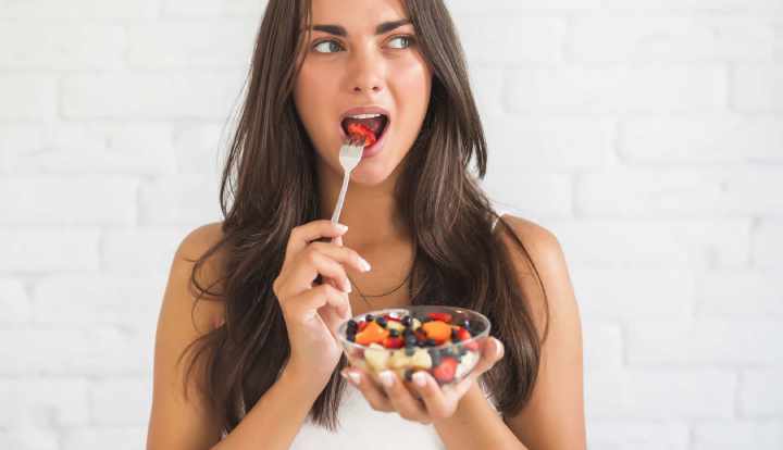 Hormonal acne diet: What to eat to improve your acne