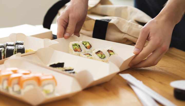 Hvor længe holder rester af sushi?