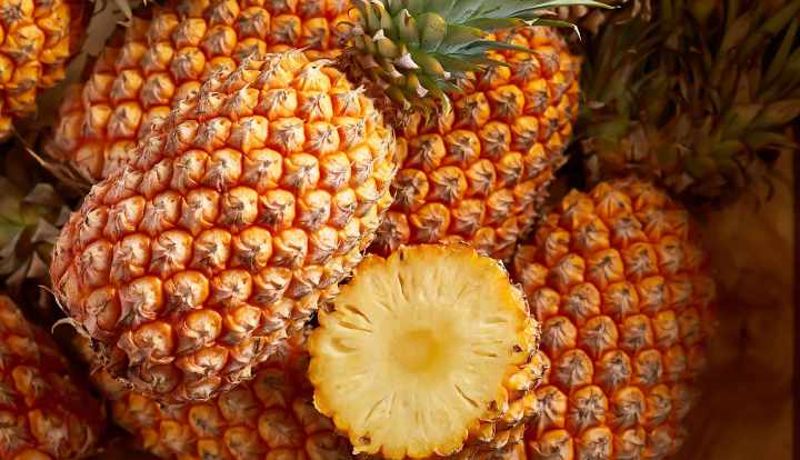 How to pick a pineapple: 5 simple tips