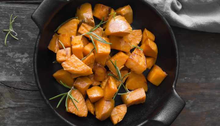 Sweet potatoes: Nutrition facts & health benefits