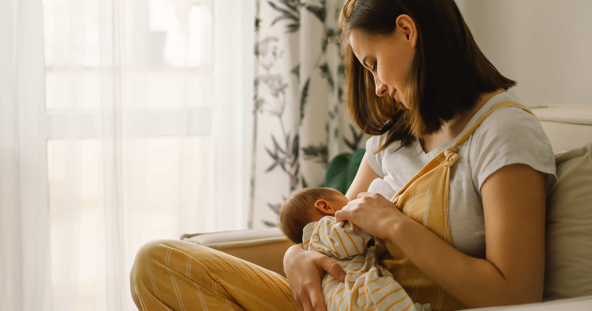 Caffeine while breastfeeding How much can you safely have?