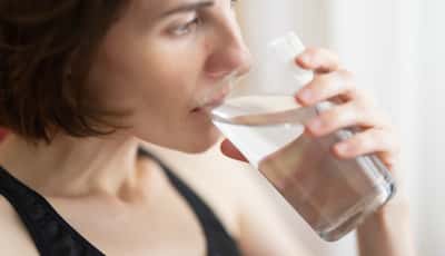Hoe meer water drinken je kan helpen om af te vallen