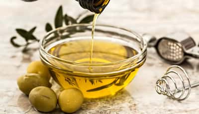 Why extra virgin olive oil is the healthiest fat on earth