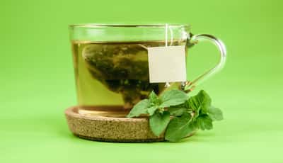 10 evidence-based health benefits of green tea