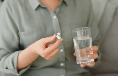 Acid Reflux Supplements: 6 Effective Vitamins and Herbal Remedies