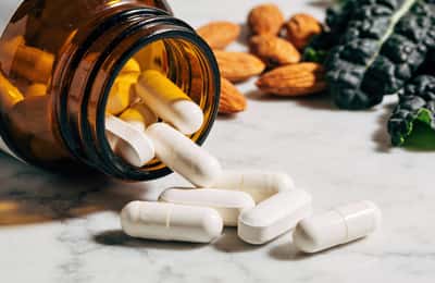 镁补充剂：益处、副作用与推荐剂量