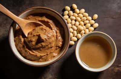 Miso-fordele: Er fermenteret sojabønnepasta godt for dig?