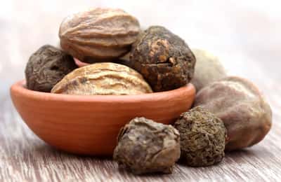 三叶草（Triphala）：健康益处、用途和副作用