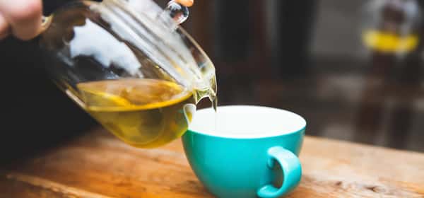 Hoeveel cafeïne zit er in groene thee?