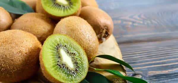 Você pode comer a casca do kiwi?