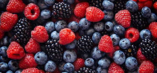 8 of the healthiest berries you can eat