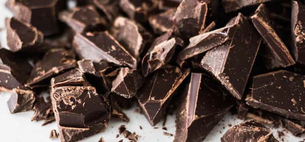 Chocolate amargo é vegano?