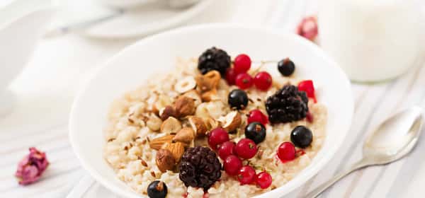 Does oatmeal lead to weight gain? Toppings and more