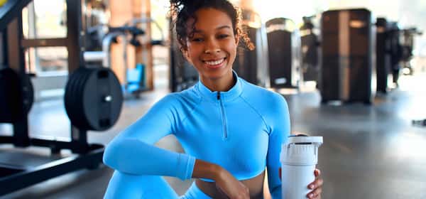 你应该在锻炼前还是锻炼后喝蛋白奶昔？?