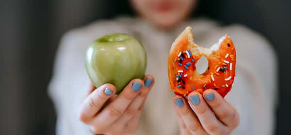 13 simple ways to stop eating lots of sugar
