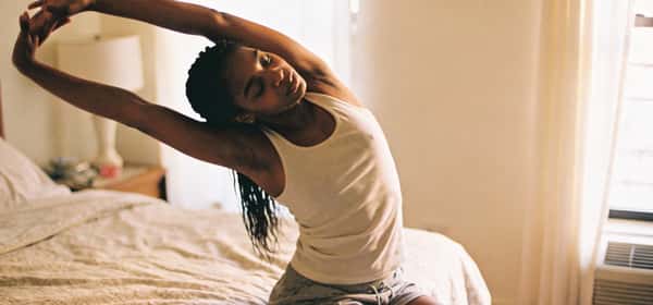 Zašto se istežemo? Nauka, koristi i kako funkcioniše